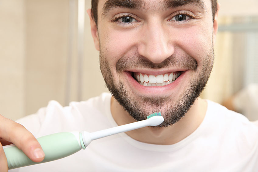 Habits You Need to Develop For Sparkly Healthy Teeth