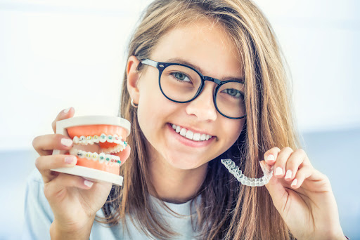 Invisalign Maintenance Guide: Do’s and Don’ts